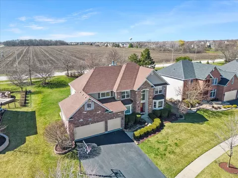 View/Area - 13428 Skyline Dr, Plainfield, IL 60585 photo 2 of 3