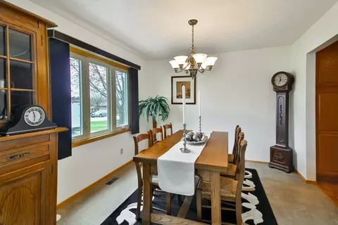 Dining - 7347 Sorghum Ln, Cherry Valley, IL 61016 photo 2 of 4