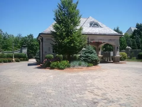6 Brooke Ln, South Barrington, IL 60010