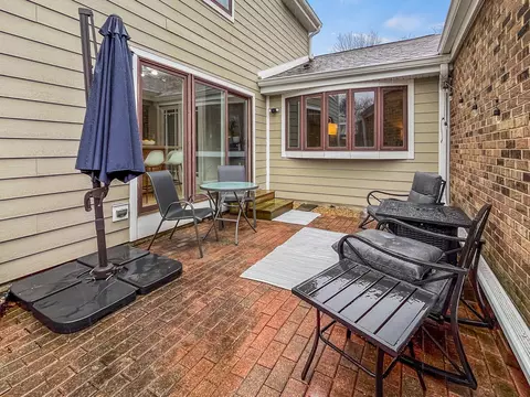 2091 Willow Run, Wheaton, IL 60189 photo 29