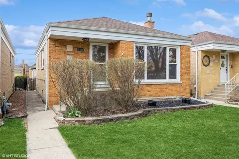 2426 Lathrop Ave, North Riverside, IL 60546
