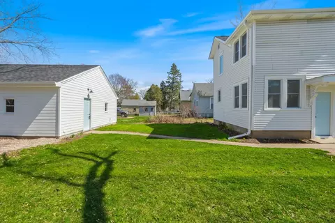 Exterior - 674 Forest Ave, Elgin, IL 60120 photo 8 of 13