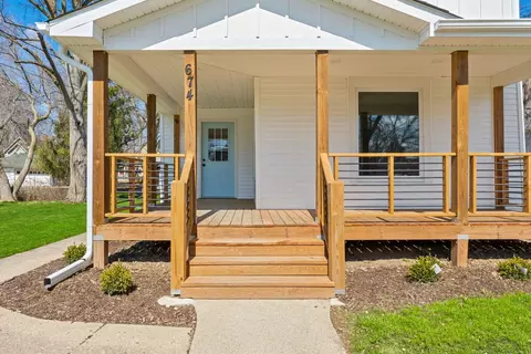 Exterior - 674 Forest Ave, Elgin, IL 60120 photo 2 of 13
