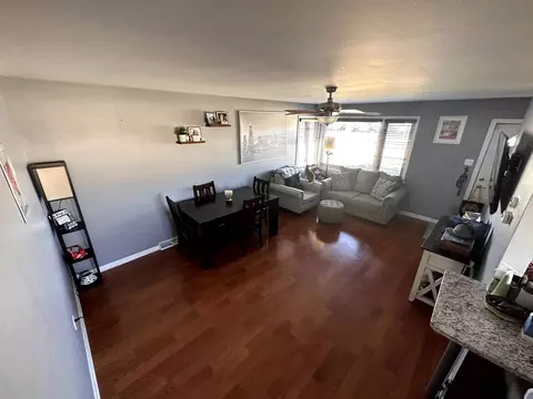 7601 Long Ave, Burbank, IL 60459 photo 2