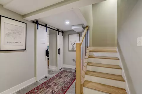 Entry Way - 1932 Jackson Ave, Evanston, IL 60201 photo 1 of 1