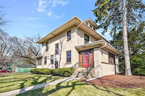 523 Elmwood Ave, West Chicago, IL 60185