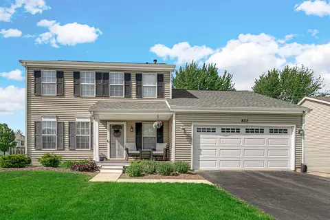 833 Thunderbird Trl, Carol Stream, IL 60188