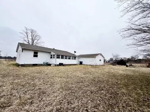 Exterior - 4192 Illinois Route 84, Thomson, IL 61285 photo 5 of 6
