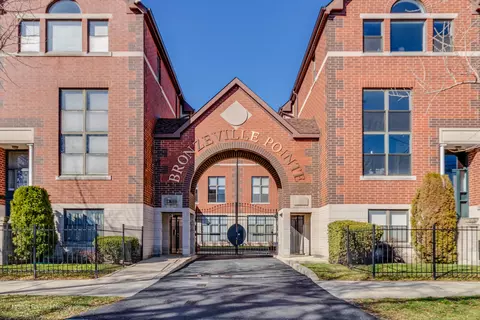 4414 S King Dr #D, Chicago, IL 60653
