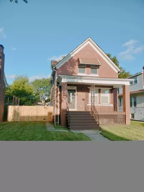 7550 S Luella Ave, Chicago, IL 60649