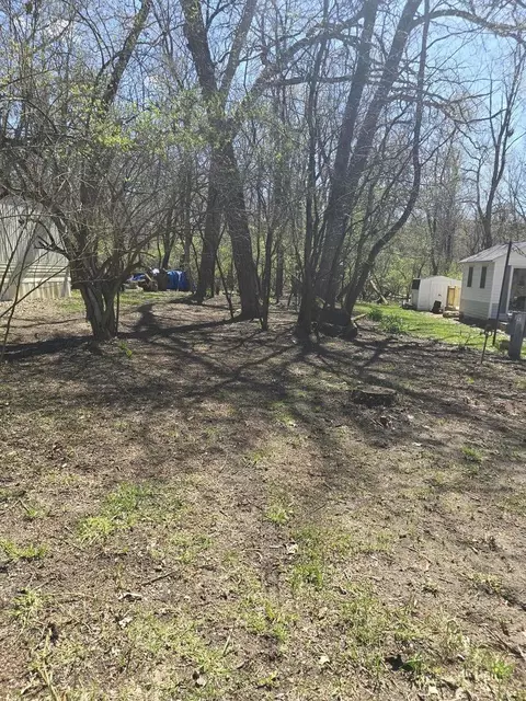 2124 Woodhaven, Sublette, IL 61367