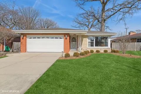 2406 W Sibley St, Park Ridge, IL 60068
