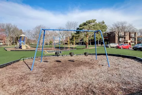 1430 Sandstone Dr #317, Wheeling, IL 60090 photo 28