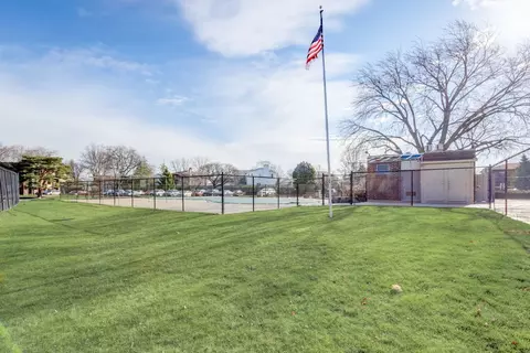 1430 Sandstone Dr #317, Wheeling, IL 60090 photo 29
