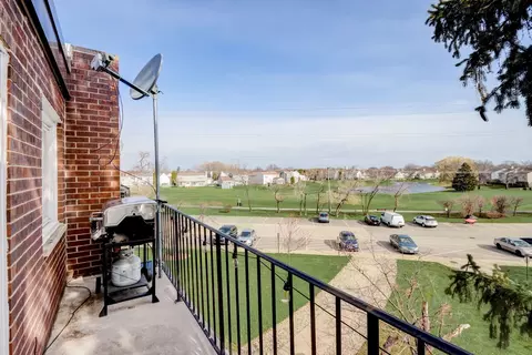 1430 Sandstone Dr #317, Wheeling, IL 60090 photo 24