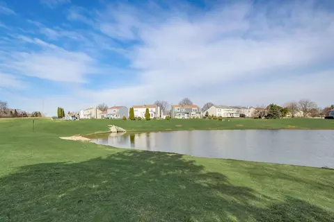 1430 Sandstone Dr #317, Wheeling, IL 60090 photo 35
