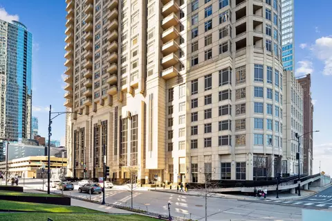 530 N Lake Shore Dr #1801, Chicago, IL 60611