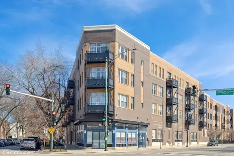 2143 W Wellington Ave #403, Chicago, IL 60618