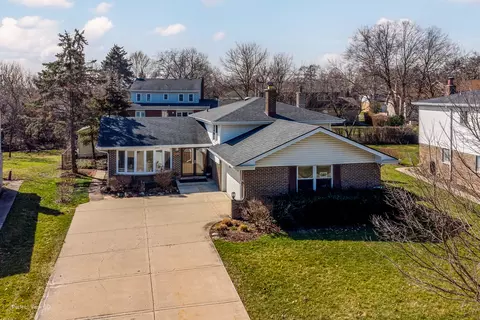 2430 S Shag Bark Trl, Arlington Heights, IL 60005