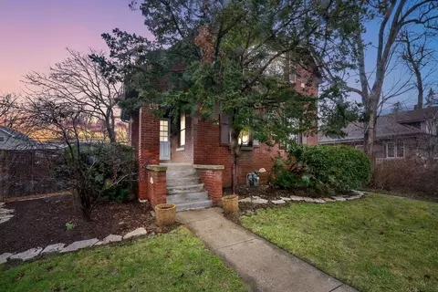 4140 Raymond Ave, Brookfield, IL 60513