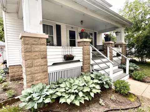 1507 Fell St, Bloomington, IL 61701 photo 2