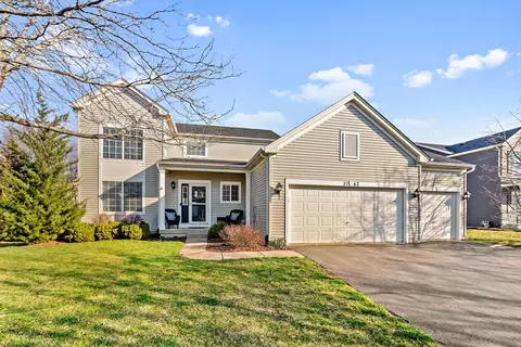 2162 Grand Pointe Trl, Aurora, IL 60503