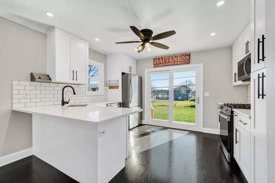 Other - 419 Lincoln Ave, Downers Grove, IL 60515 photo 1 of 7