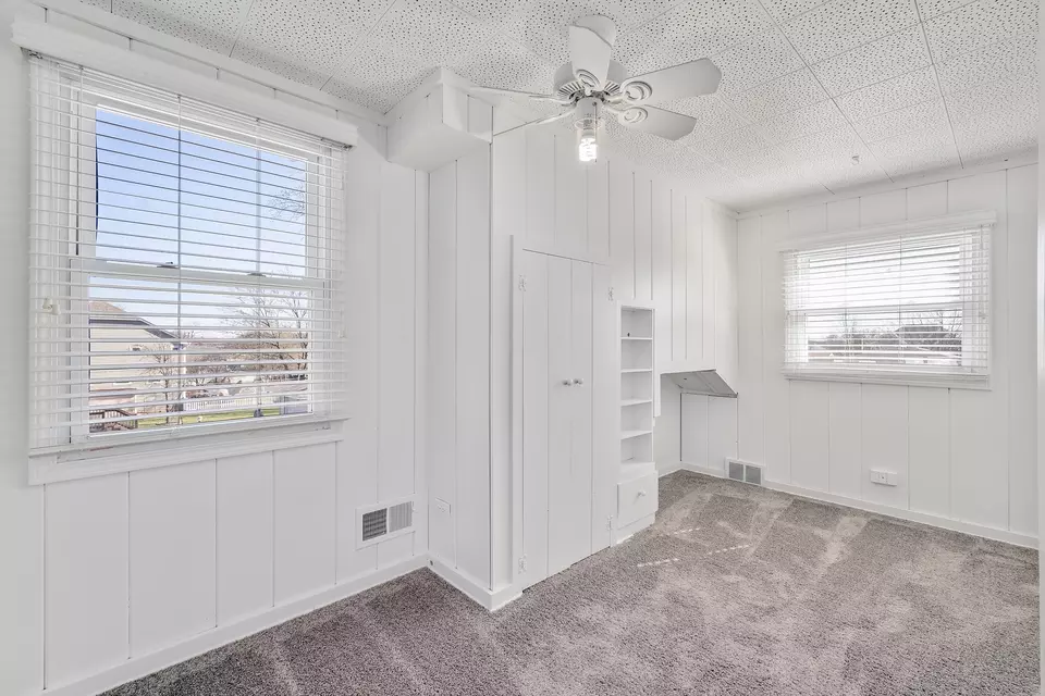 Bedroom - 419 Lincoln Ave, Downers Grove, IL 60515 photo 1 of 3