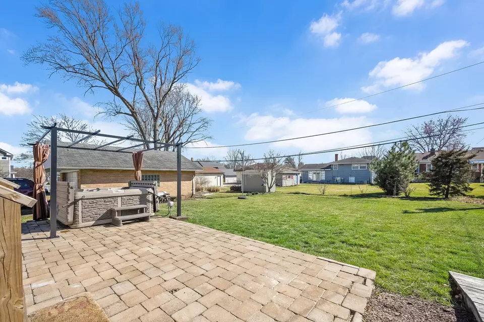 Exterior - 419 Lincoln Ave, Downers Grove, IL 60515 photo 2 of 5