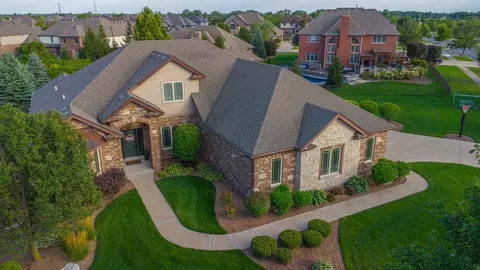 11949 Elise Blvd, Frankfort, IL 60423