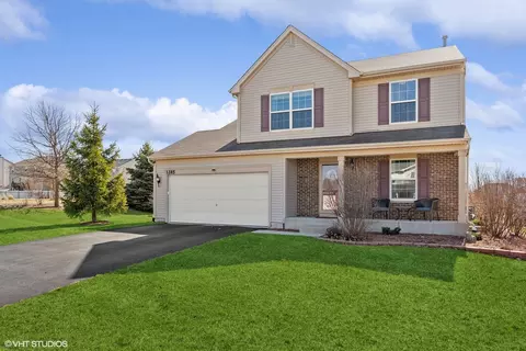 1285 Olive Ln, Hampshire, IL 60140