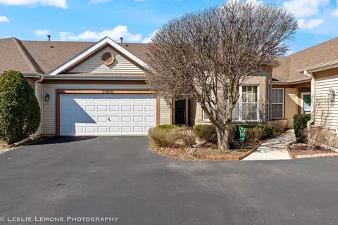 20850 W Torrey Pines Ln, Plainfield, IL 60544