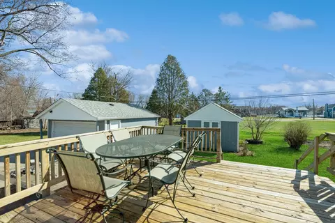 Exterior - 2802 Stilling Blvd, Mchenry, IL 60050 photo 5 of 9