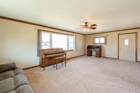 Living - 2802 Stilling Blvd, Mchenry, IL 60050 photo 1 of 5