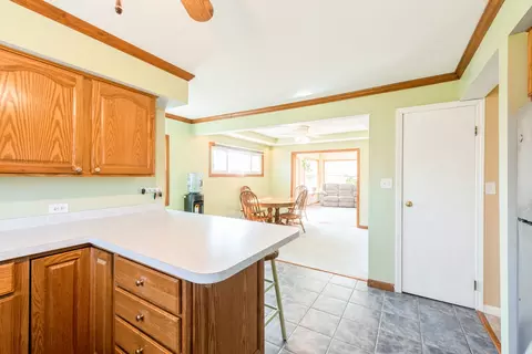Kitchen - 2802 Stilling Blvd, Mchenry, IL 60050 photo 4 of 4