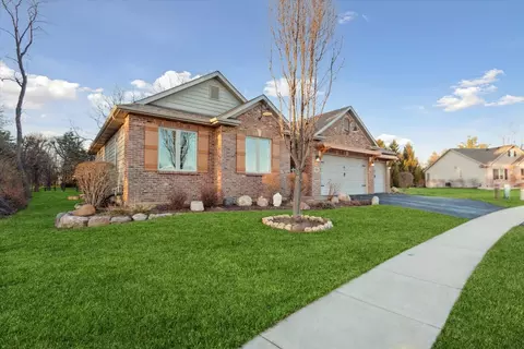 728 Northridge Ct, Belvidere, IL 61008
