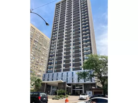 6147 N Sheridan Rd #28A, Chicago, IL 60660