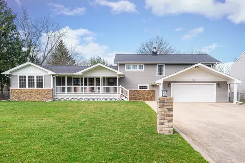 1156 S Edgewood Ave, Lombard, IL 60148