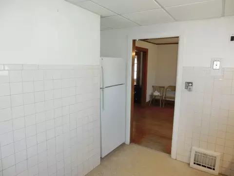 Kitchen - 16902 Page Ave, Hazel Crest, IL 60429 photo 2 of 2