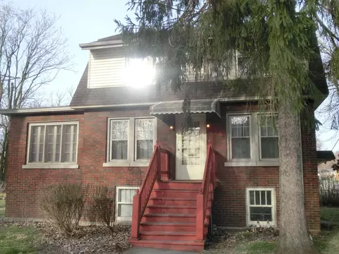 Exterior - 16902 Page Ave, Hazel Crest, IL 60429 photo 3 of 9