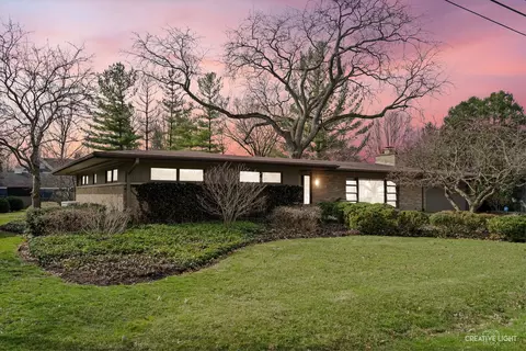 916 Ray St, Geneva, IL 60134
