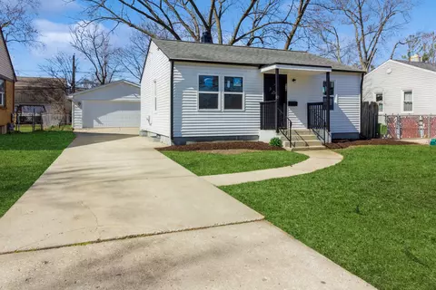 516 Cleveland Ave, Elgin, IL 60120