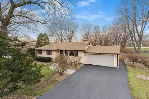801 Schock Dr, Joliet, IL 60404