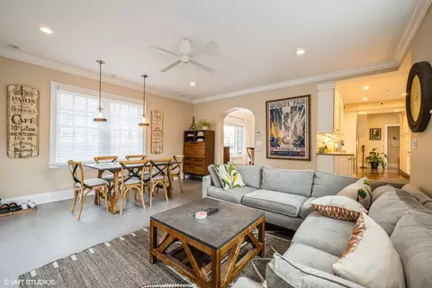 Living - 290 Vernon Ave, Glencoe, IL 60022 photo 4 of 6