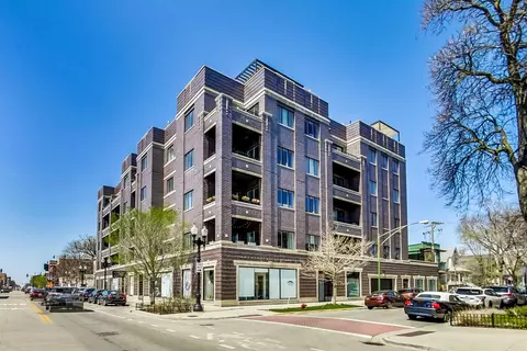 4802 N Bell Ave #301, Chicago, IL 60625