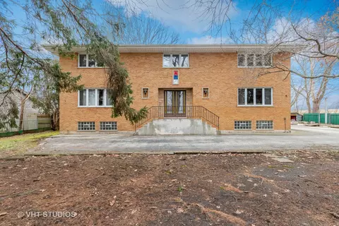 30980 N Milwaukee Ave, Libertyville, IL 60048