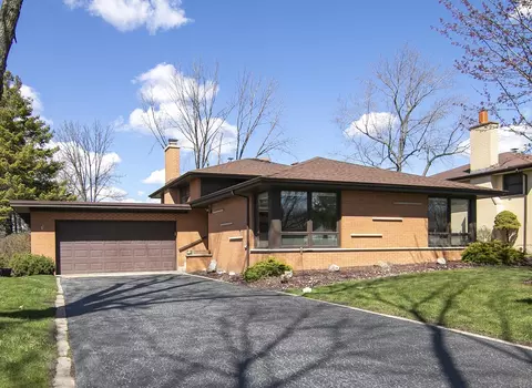 6840 W Park Lane Dr, Palos Heights, IL 60463