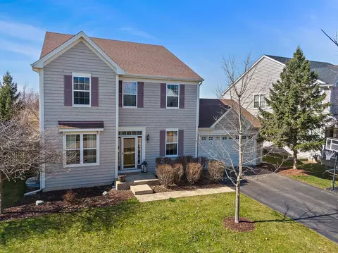 3020 Cookson Ave, Elgin, IL 60124 photo 2