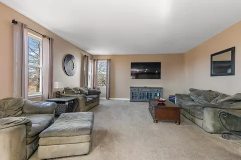 3020 Cookson Ave, Elgin, IL 60124 photo 13