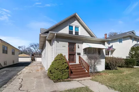 388 Shenstone Rd, Riverside, IL 60546